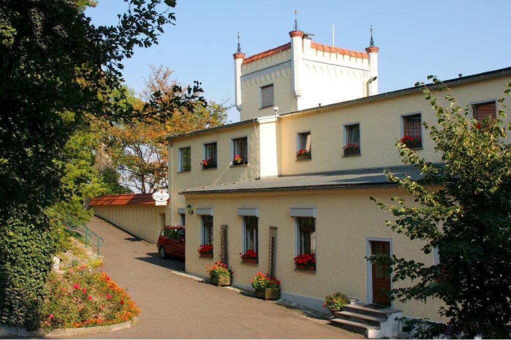 Berghotel Wilhelmsburg Bad Kosen Exteriér fotografie